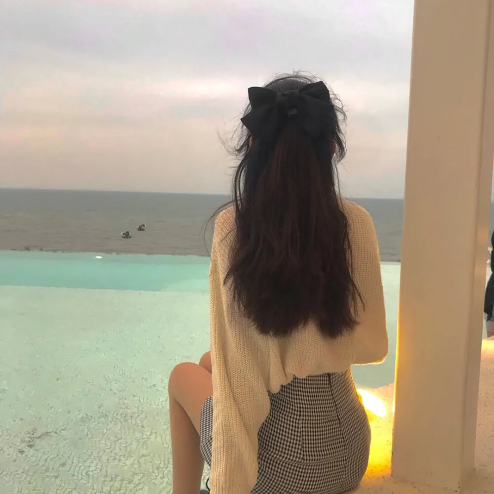 东德蕾丝的爱欲